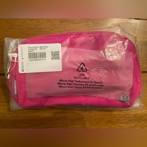 Lululemon Sonic Pink Everywhere Belt Bag